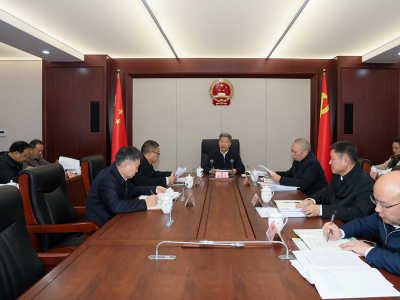 南充市人大常委会党组理论学习中心组学习会召开