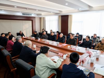 南充市人大常委会党组（扩大）会议召开