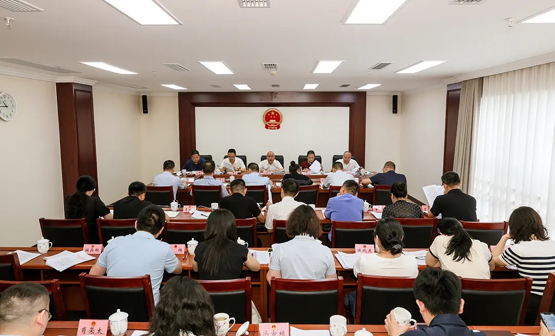 南充市人大常委会机关党组会议召开